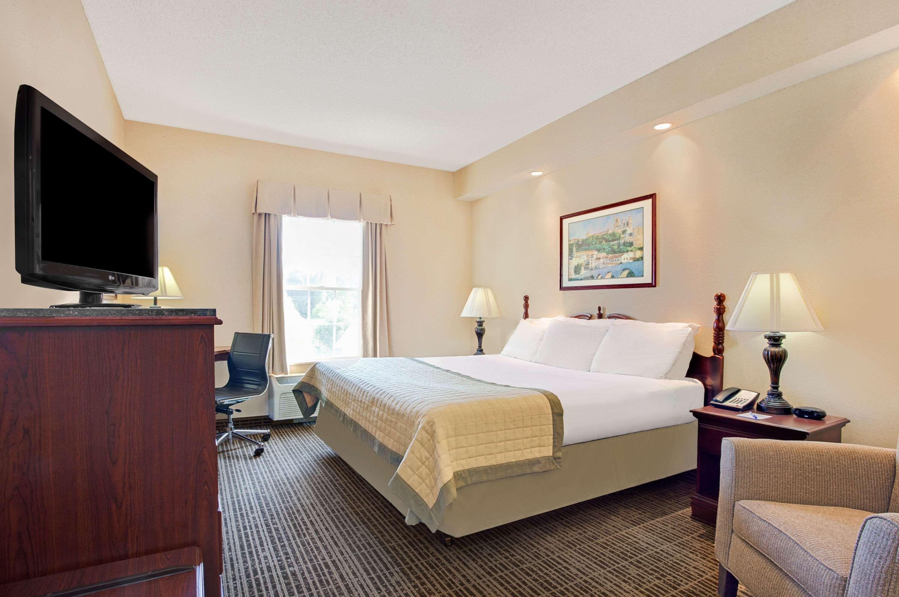 Hotel Baymont By Wyndham Pearl Extérieur photo